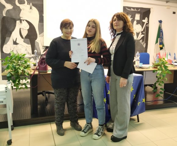 CERTIFICAZIONI TRINITY E CAMBRIDGE